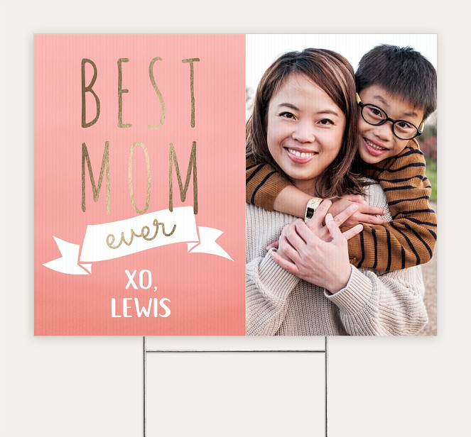 Best Mom Custom Yard Signs